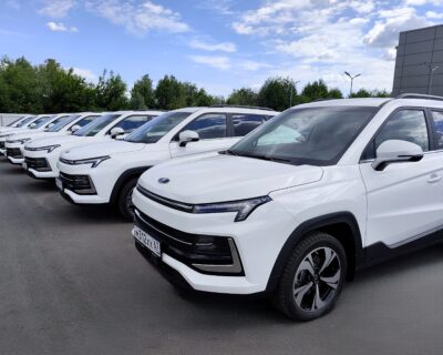 Автомобиль Москвич 3 2